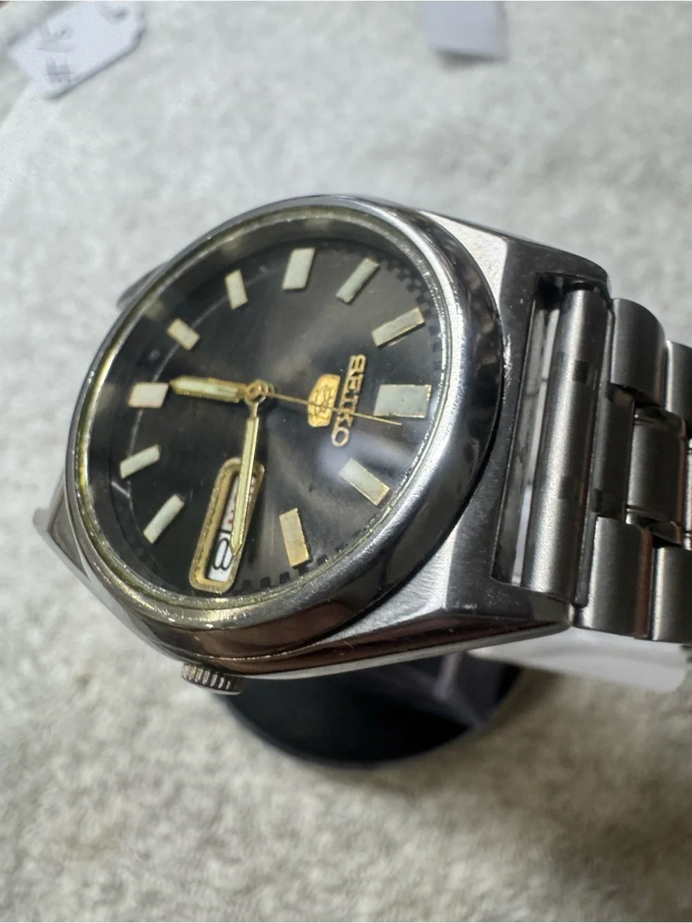 Seiko 5 automatic Black Dial Men's Watch with Gold Accents